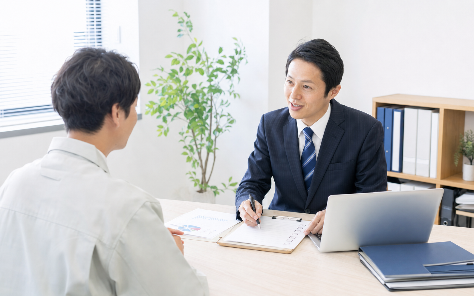 助成金と採用定着の相談風景
